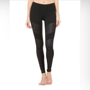 Alo Yoga Black Moto Leggings, Sz Medium